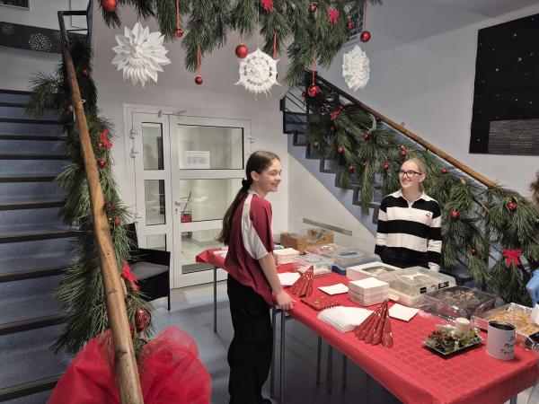 64e4ebf3 4e28 4d8d a95f ff9985151b19