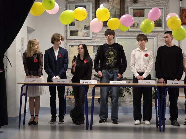 eb4371c4 7510 4597 b133 7a8996f4a0fa