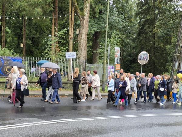 327ff727 4b1a 4f0c bc07 3c9f03514a85